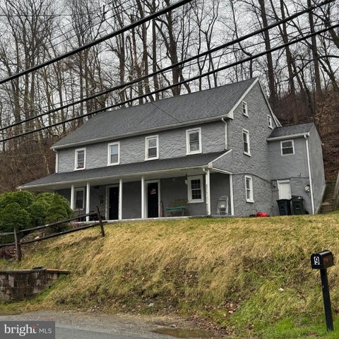 Townhouse For Sale - 9-11 N Brandywine Avenue<br/> COATESVILLE, PA 19320