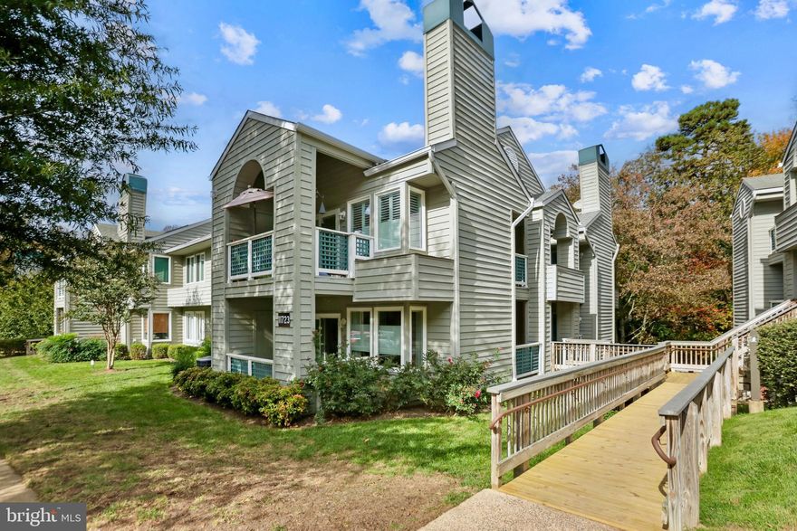 Welcome home to this beautifully updated 2-bedroom, 1-bath condo in the desirable Summer Ridge community of North Reston!
This light-filled garden-style unit is move-in ready, featuring stylish LVP flooring throughout and a fully renovated modern bathroom. The kitchen offers stainless steel appliances, and there’s a newer in-unit washer and dryer for added convenience. Thoughtful storage and generous closet space make everyday living easy.
Tucked quietly at the back of the building, you’ll love the peaceful private patio overlooking trees and a grassy common area — perfect for morning coffee or evening unwinding. Parking is a breeze with one assigned space and plenty of guest parking nearby.
Enjoy an unbeatable location just a short stroll to North Point Village Center, where you’ll find Giant, Starbucks, restaurants, and shops. You’re also moments from Lake Newport’s pool and recreation area, tennis courts, and scenic trails. With Reston Town Center, Lake Anne Plaza, and two Metro Stations all within three miles, commuting and exploring couldn’t be easier.
Discover the perfect blend of comfort, convenience, and Reston charm — come see it today!