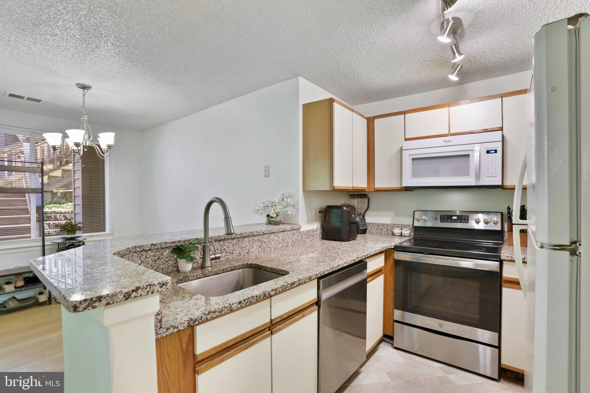 SUMMERRIDGE - Residential