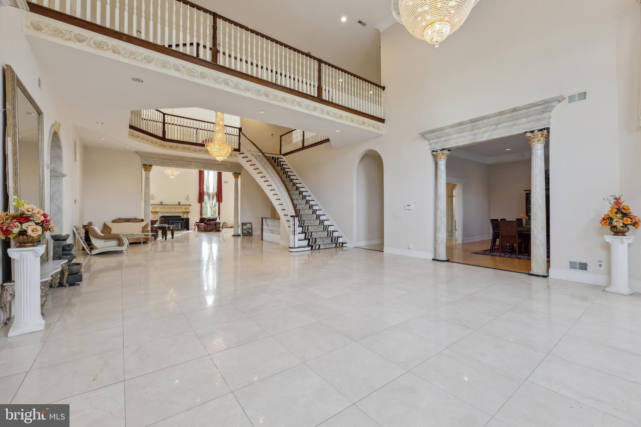 POTOMAC MANOR - Residential