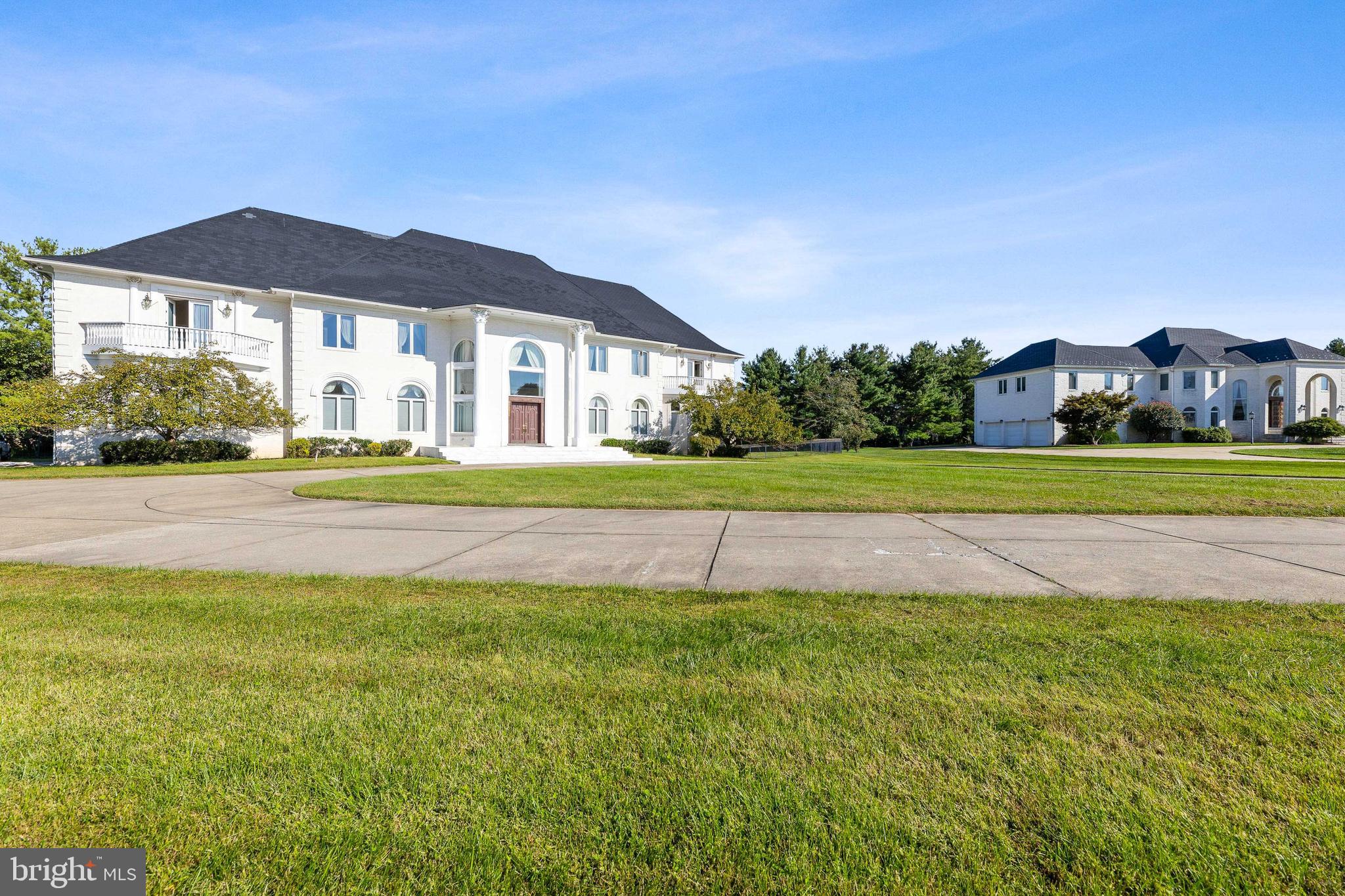 POTOMAC MANOR - Residential