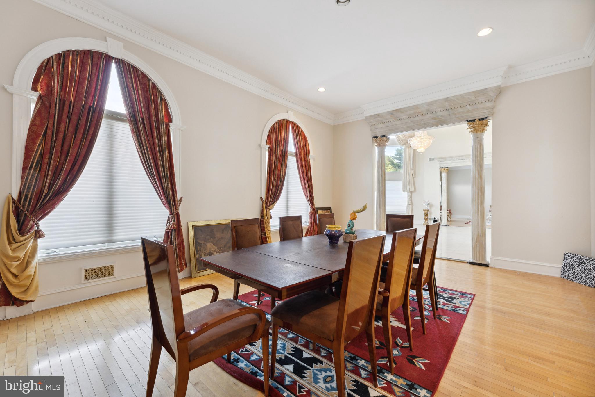 POTOMAC MANOR - Residential