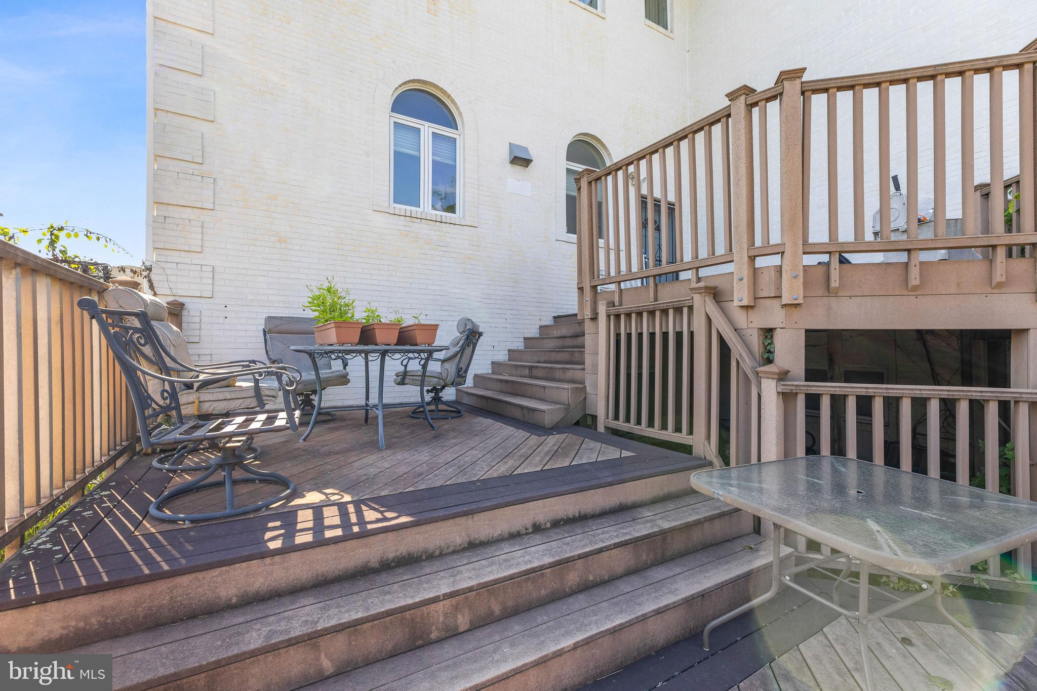 POTOMAC MANOR - Residential