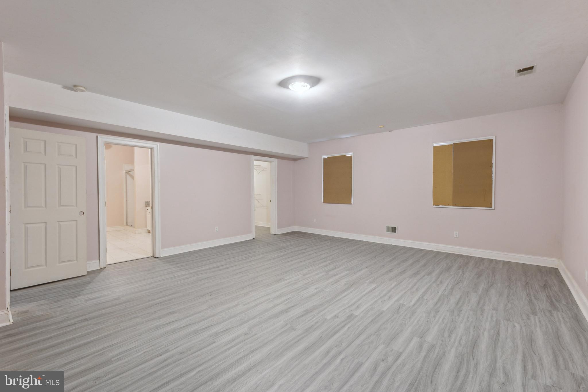 POTOMAC MANOR - Residential