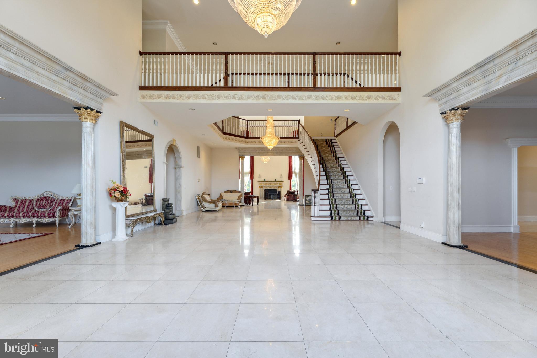 POTOMAC MANOR - Residential