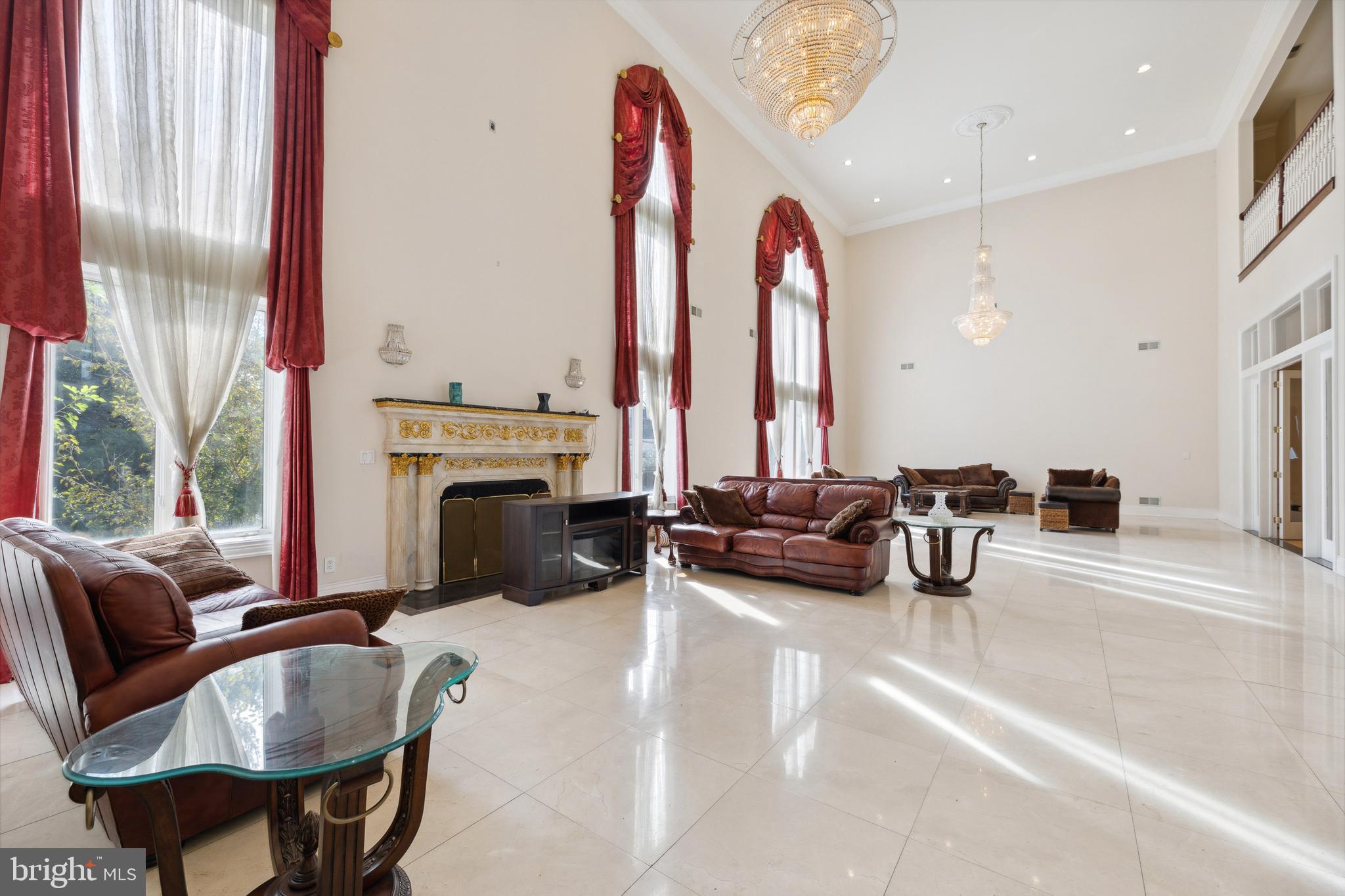 POTOMAC MANOR - Residential