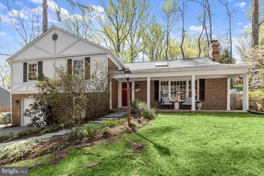 Welcome to this gorgeous renovated 5 level split level home with 5 bedrooms, 3.5 bath home, wood floors, renovated  table space kitchen and baths and wonderful flexible space for family living and entertaining! Lovely mature azaleas and rhododendron provide rolling and spectacular blooms all Spring. Upper and lower patios provide great space for enjoying the garden. Multiple family gathering spaces including a walk-out family room, recreation room and top floor bonus room! Entry level bedroom/office and lower level guest room/office gives you plenty of flex space for work at home, visiting or live in family/au-pair. Garage. New roof and skylights, paint, floor refinishing, primary bath updates and more!  

Walk or bike to the (membership) swim and tennis club, hiking trails as well as prized Carderock Springs Elementary school, this is a wonderful community to live in.  Close to Cabin John and its shops and restaurants!  Walt Whitman Cluster.