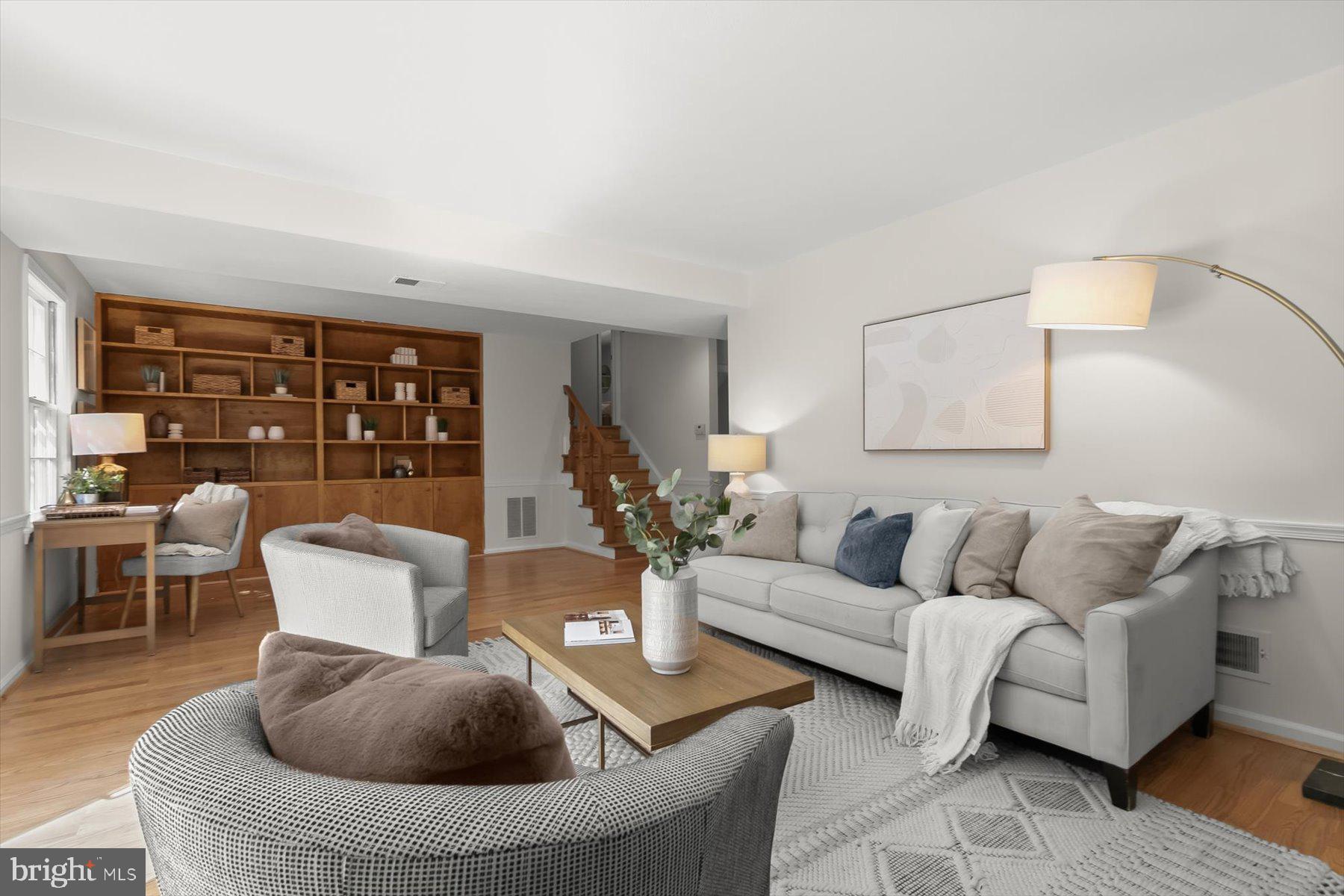 CARDEROCK SPRINGS - Residential