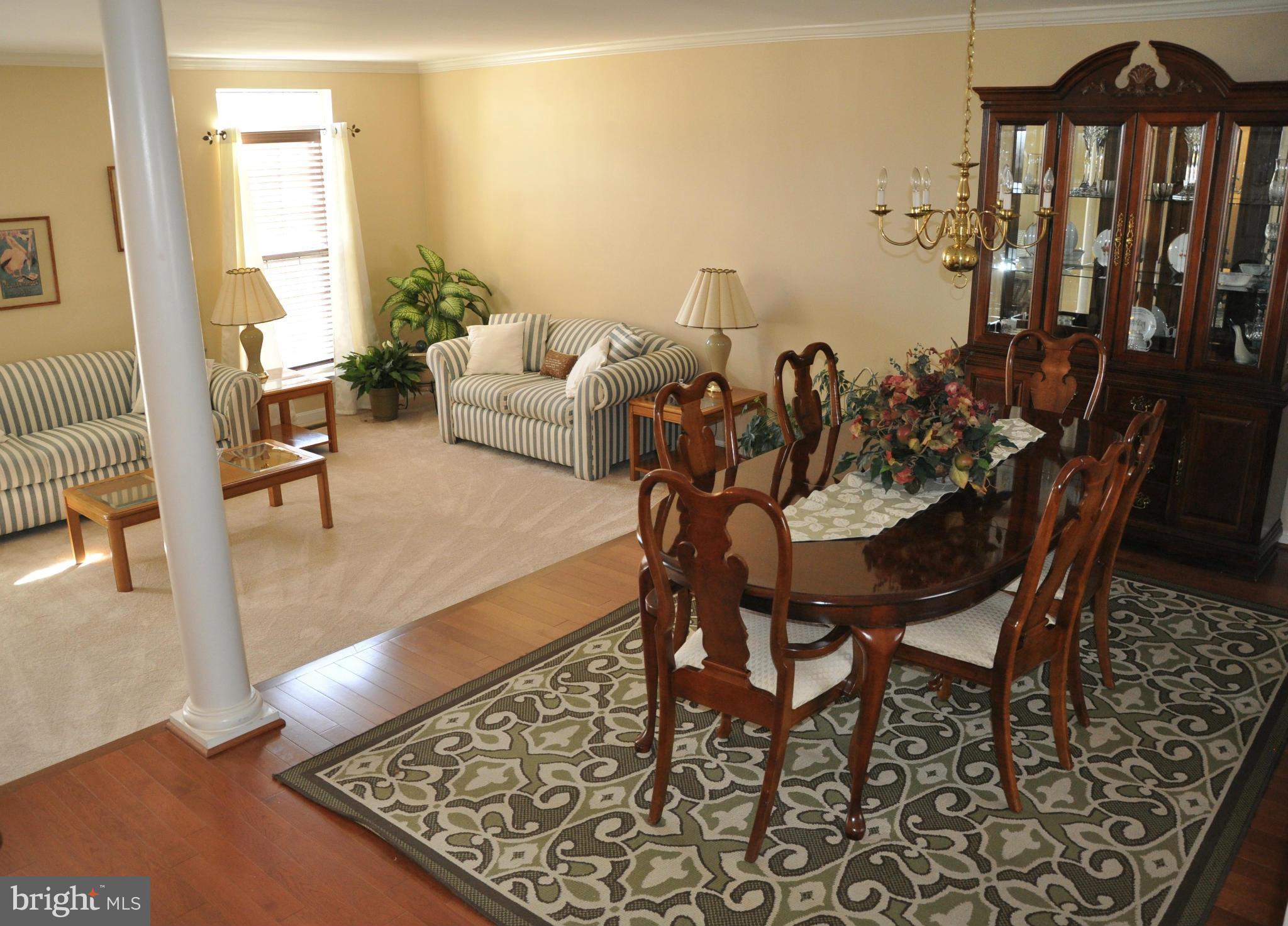 UNIVERISTY CENTER - Residential