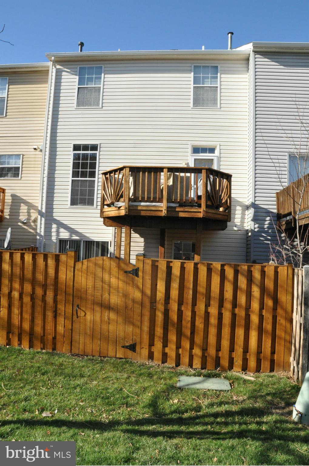 UNIVERISTY CENTER - Residential