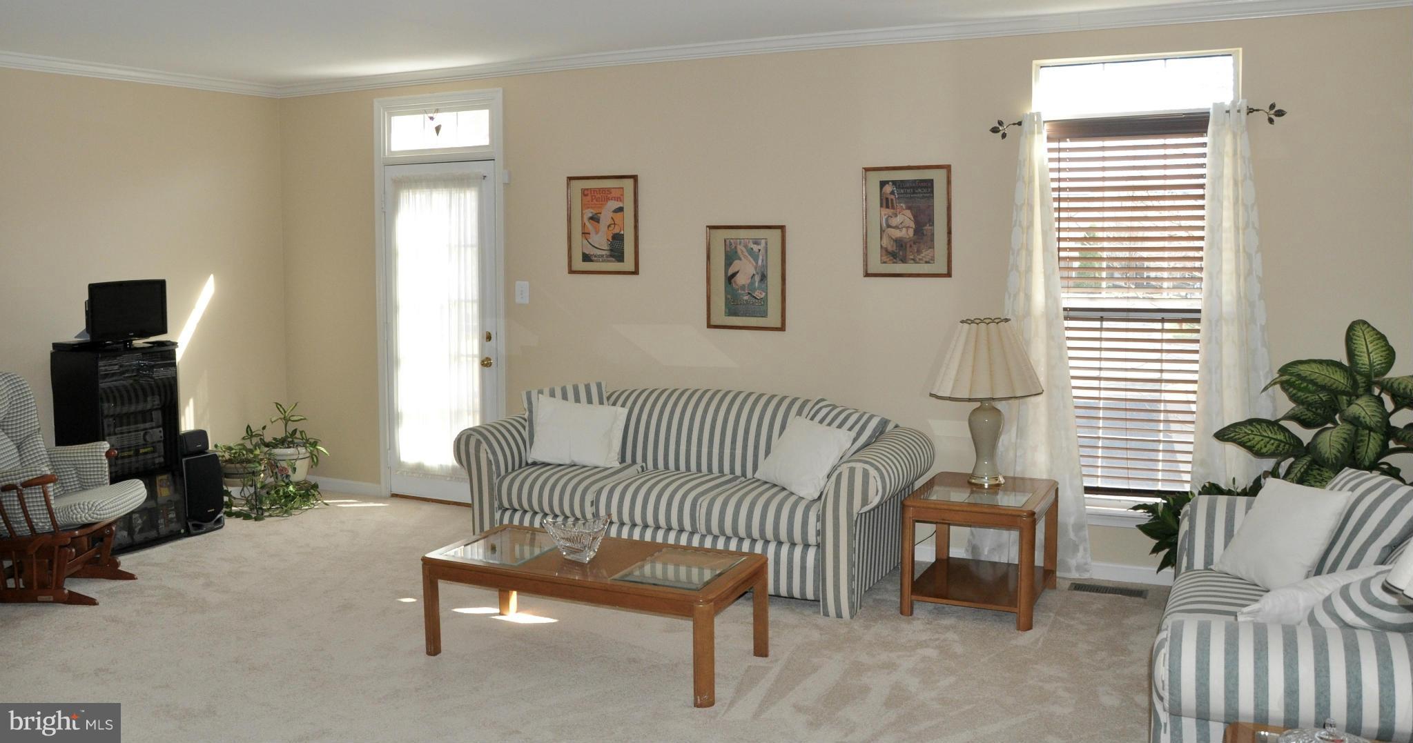 UNIVERISTY CENTER - Residential