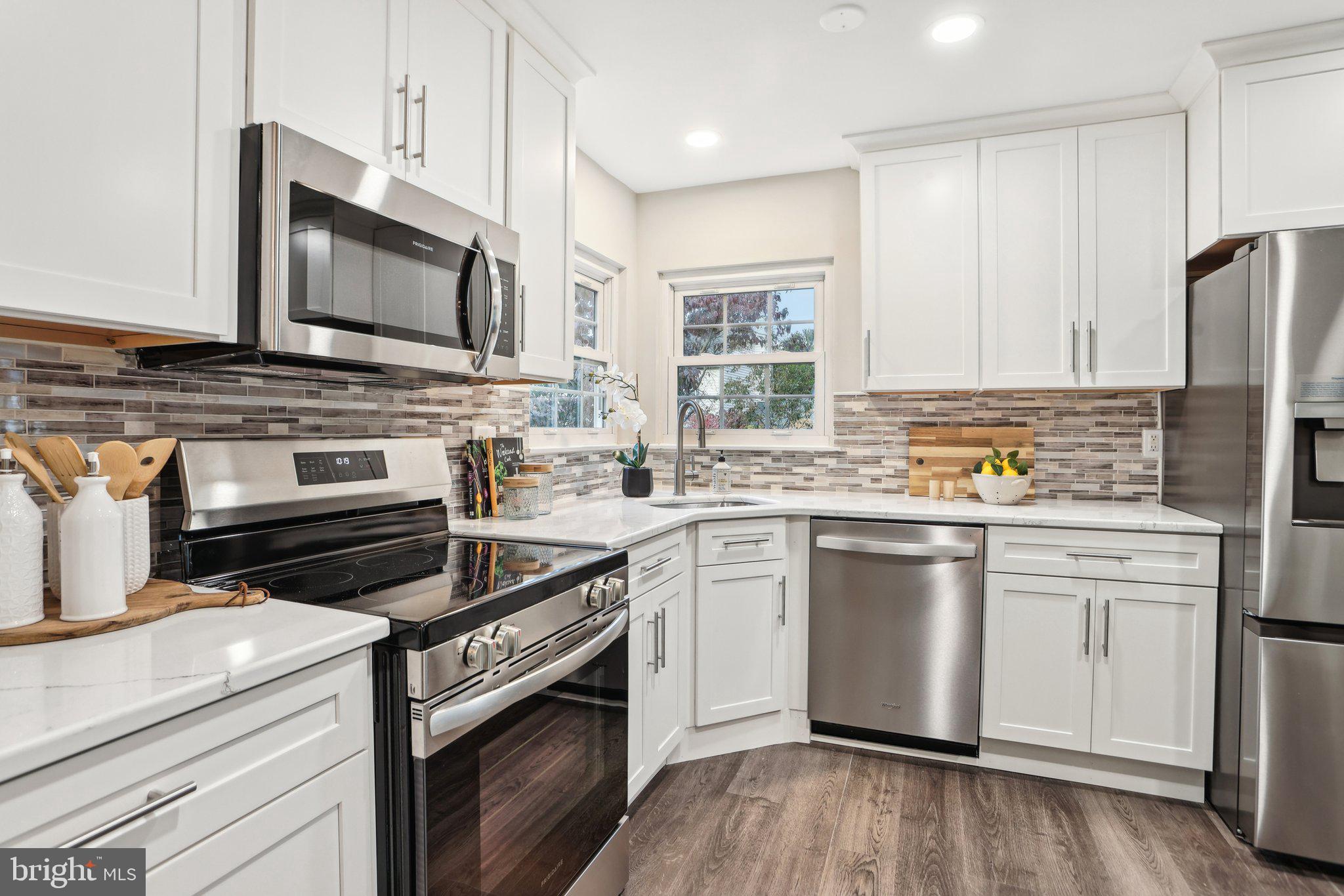 SEQUOIA FARMS - Residential