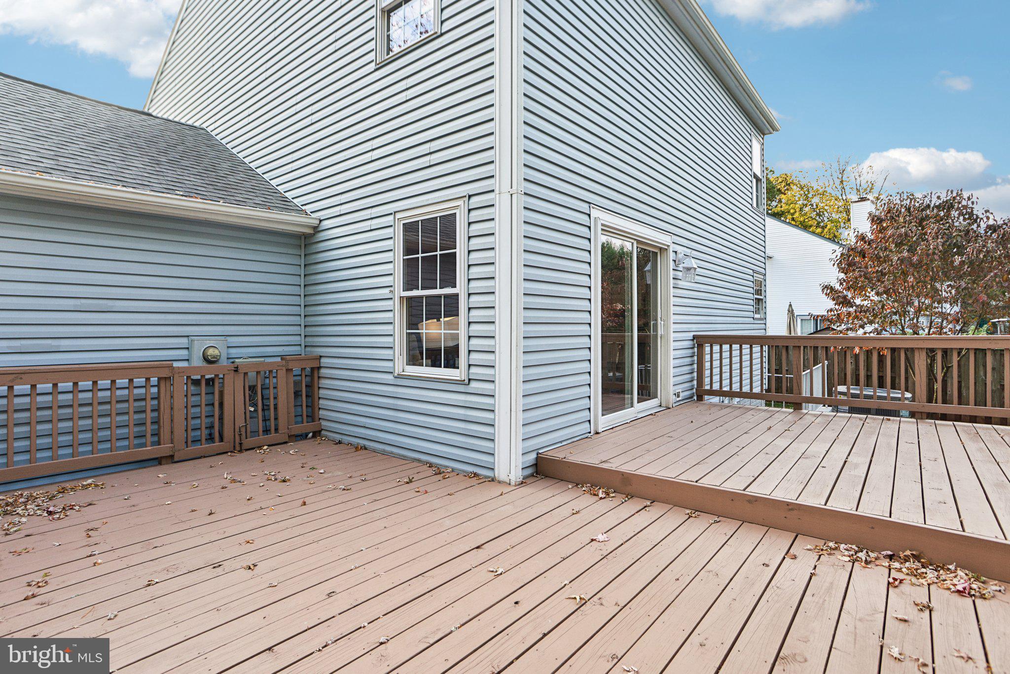 SEQUOIA FARMS - Residential