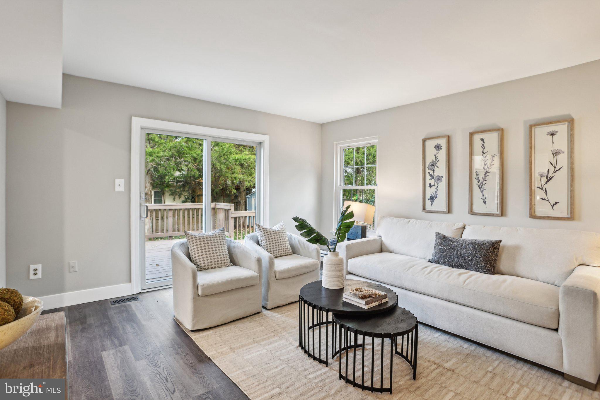 SEQUOIA FARMS - Residential