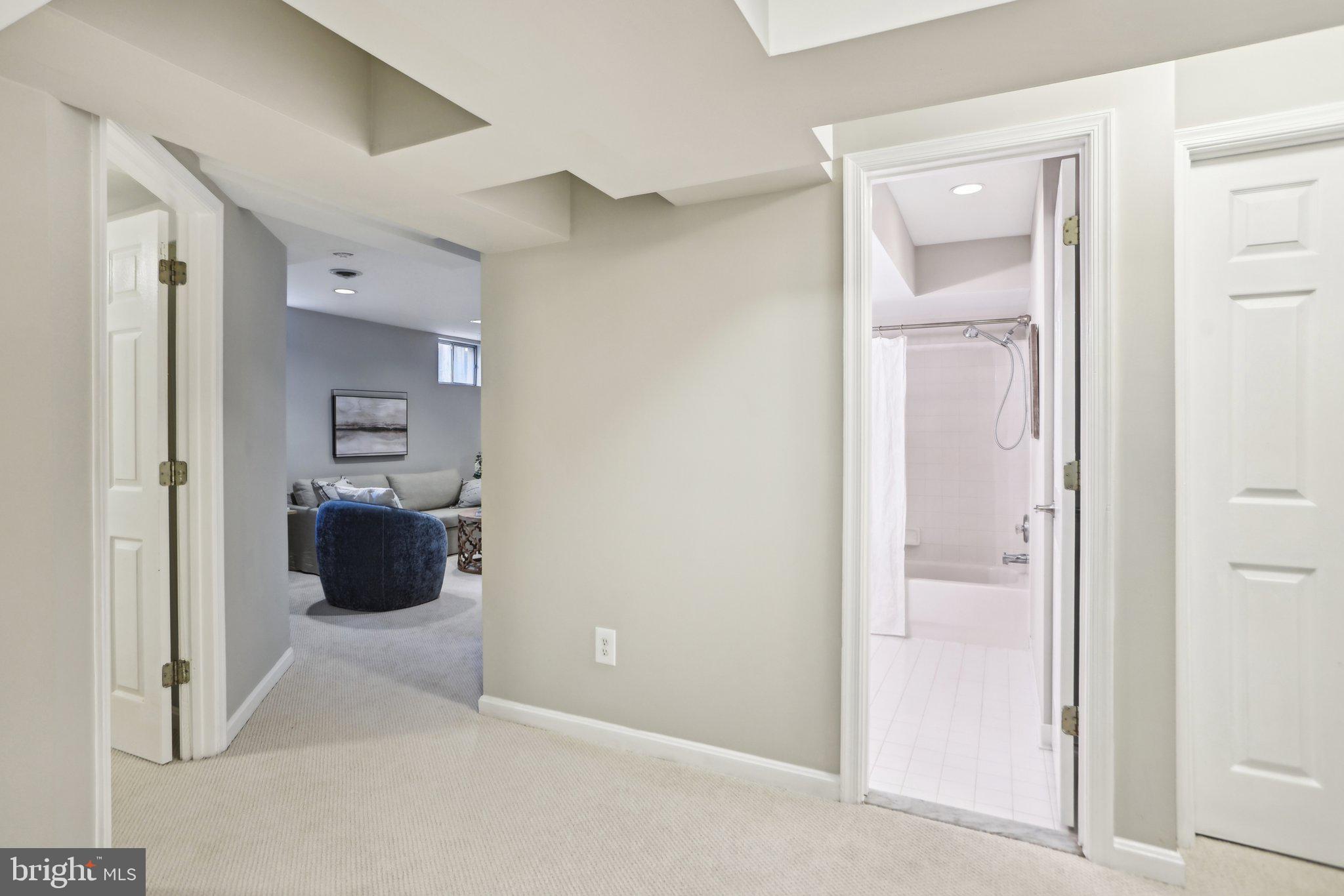 SEQUOIA FARMS - Residential