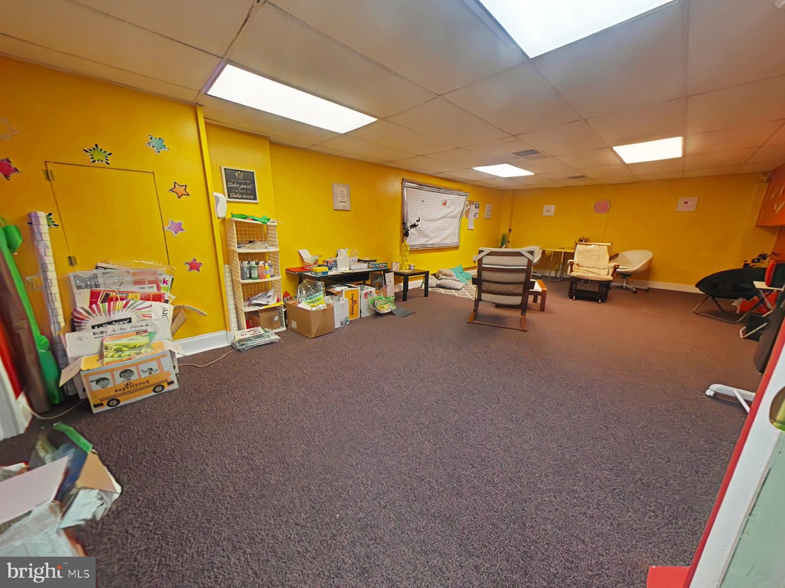 GERMANTOWN - Commercial Sale