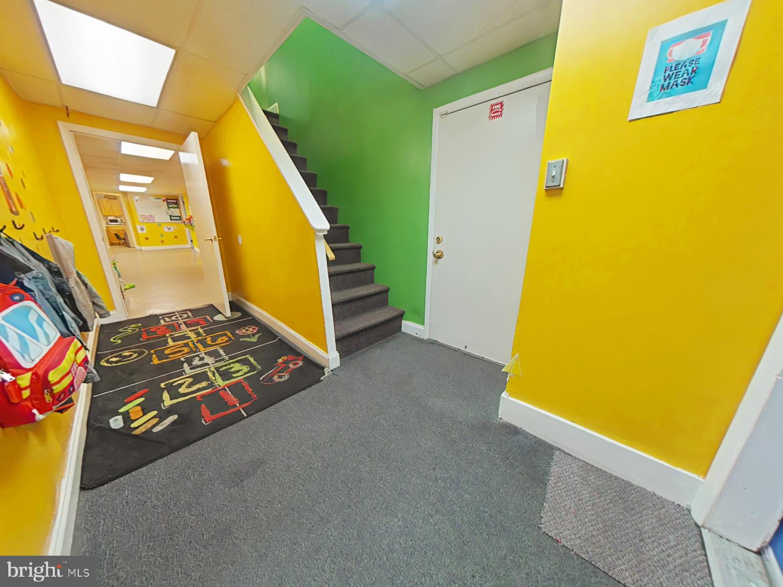 GERMANTOWN - Commercial Sale