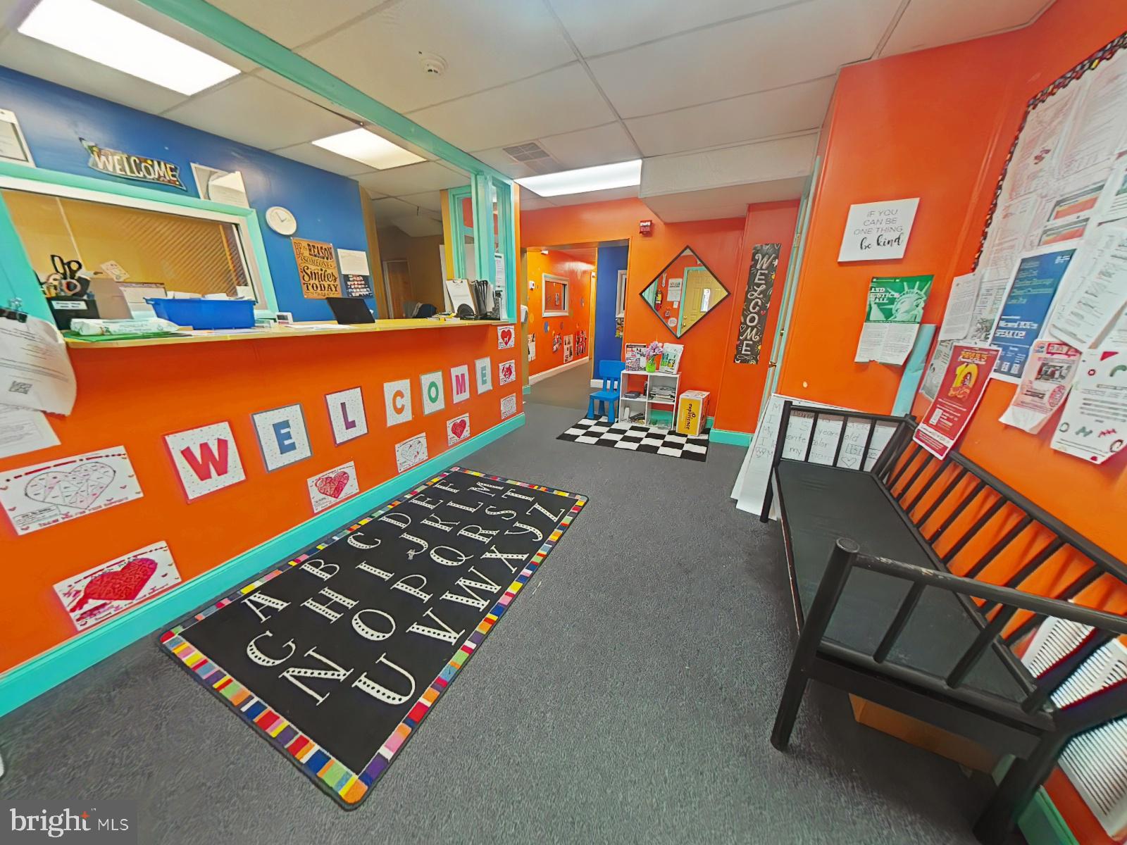 GERMANTOWN - Commercial Sale