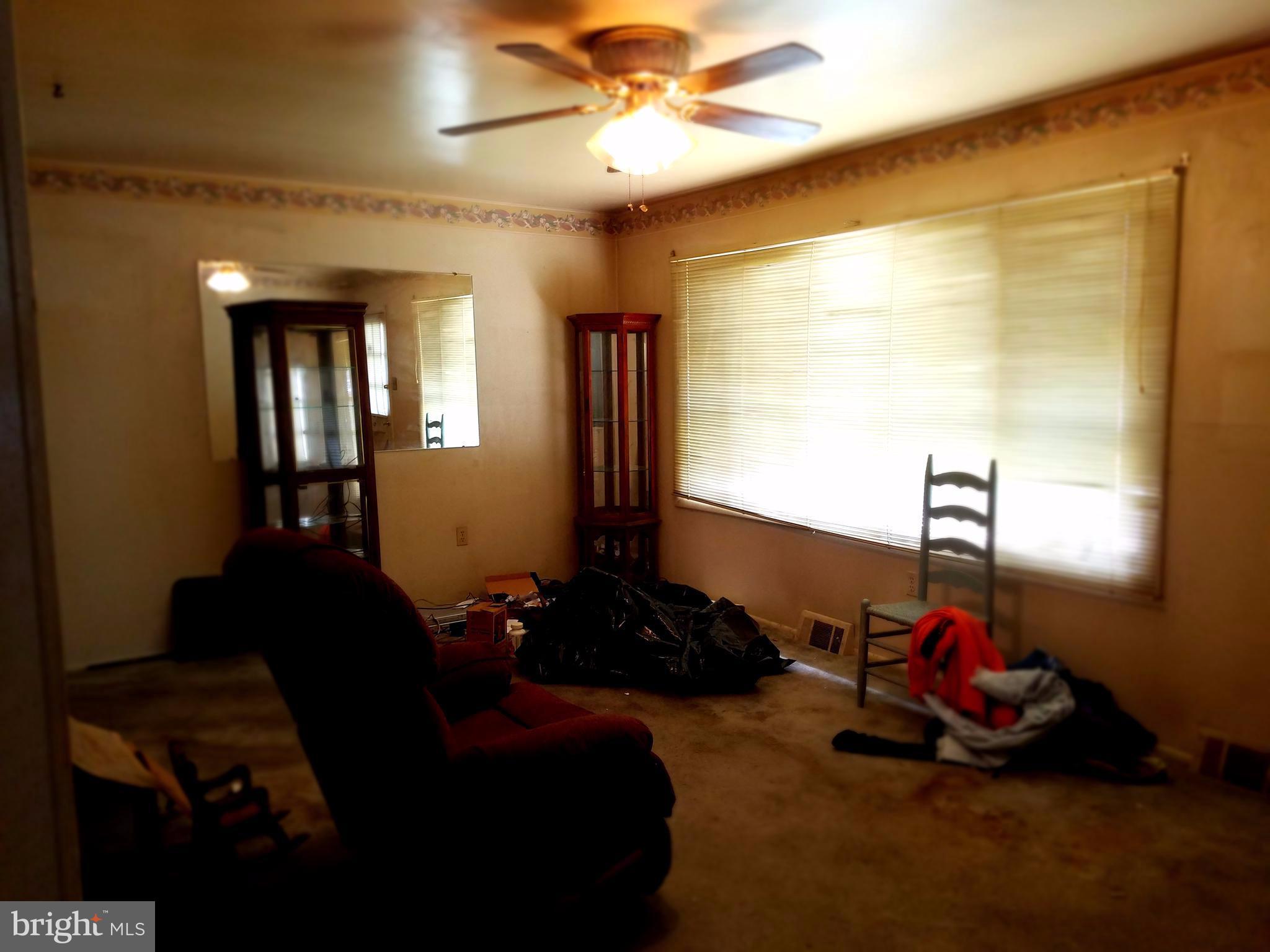 SUBURBIA - Residential