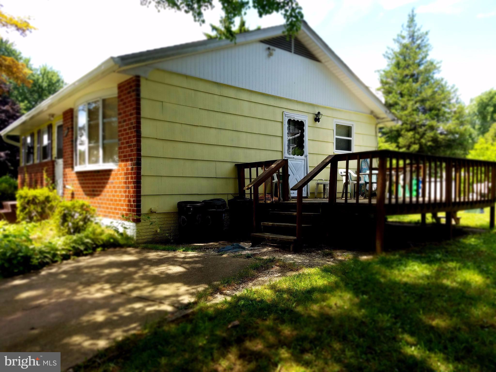 SUBURBIA - Residential