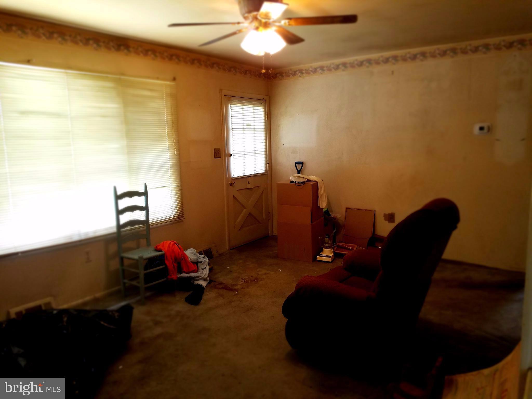 SUBURBIA - Residential