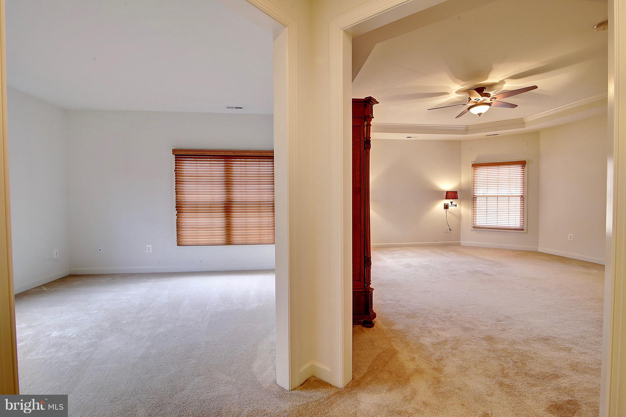 WINDSOR KNOLLS - Residential