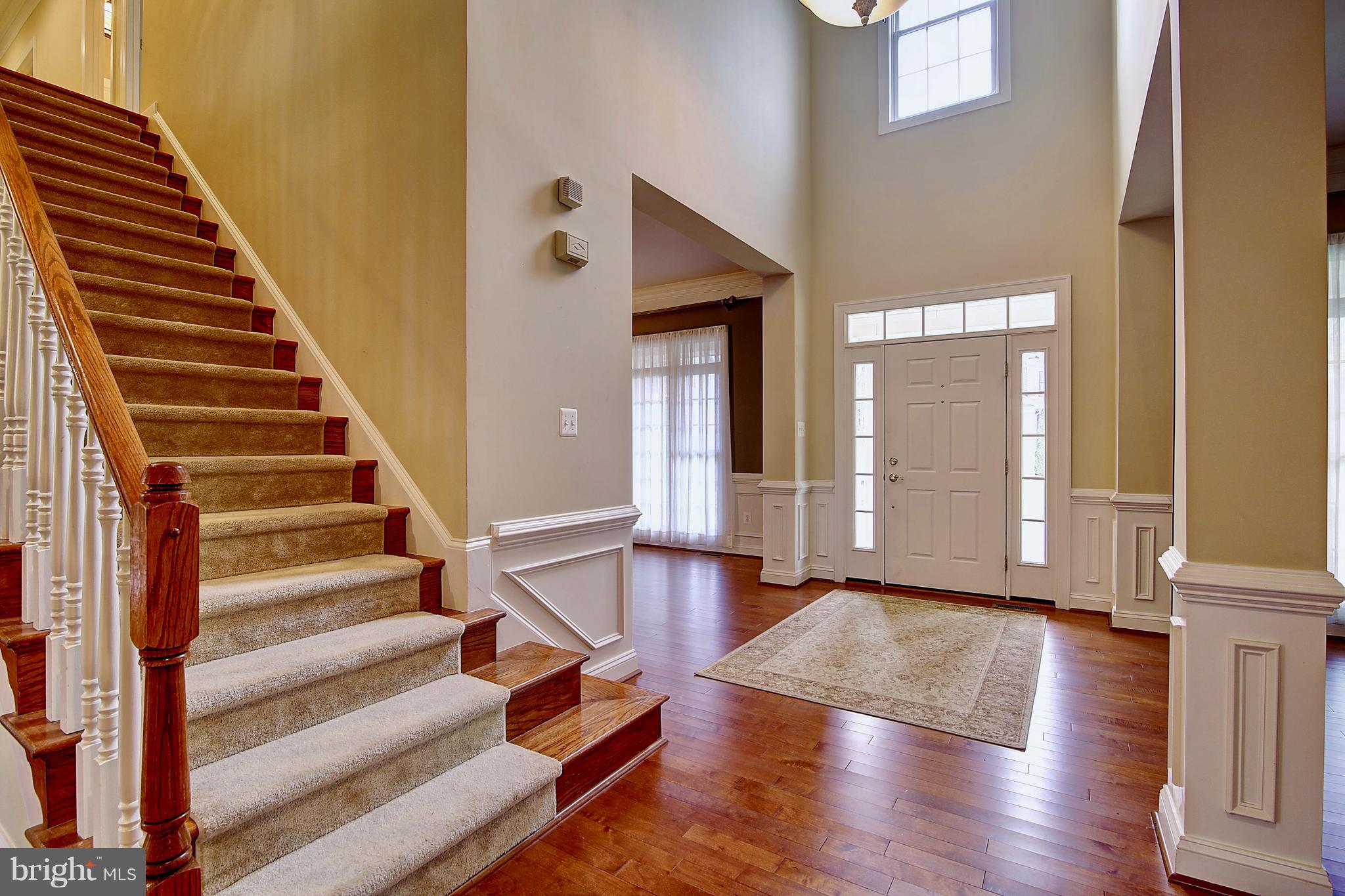 WINDSOR KNOLLS - Residential