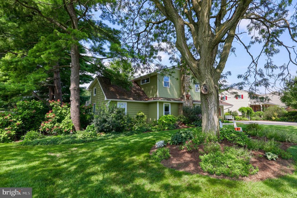 Photo of 1656 Book Road, LANCASTER, PA 17602 (MLS # PALA2073704)