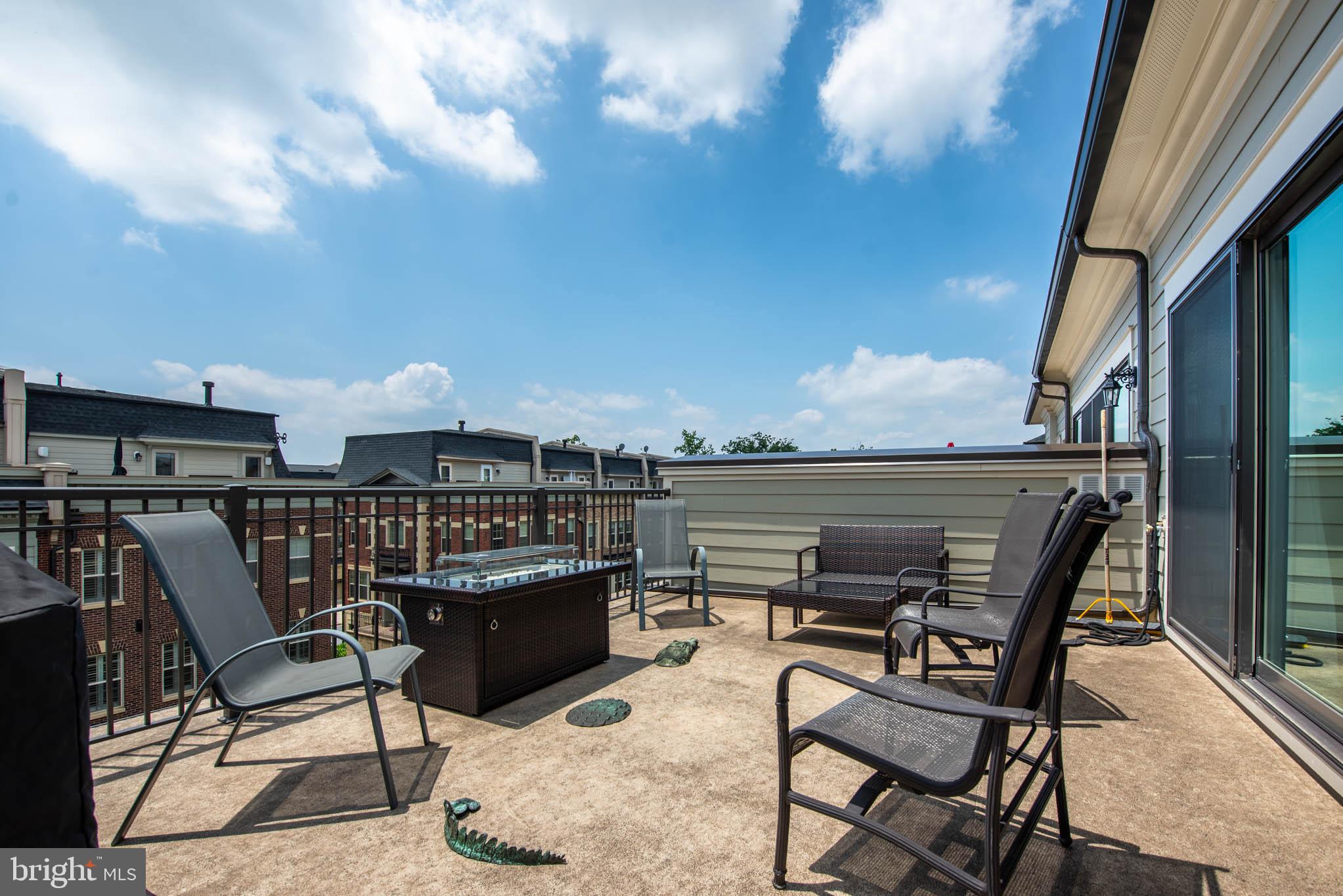 POTOMAC OVERLOOK AT NATIONAL HARBOR - Residential