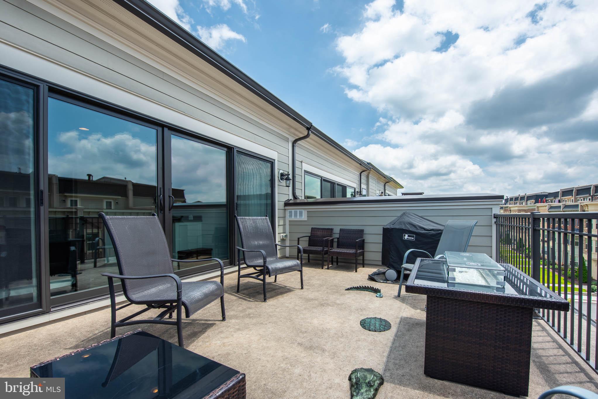 POTOMAC OVERLOOK AT NATIONAL HARBOR - Residential