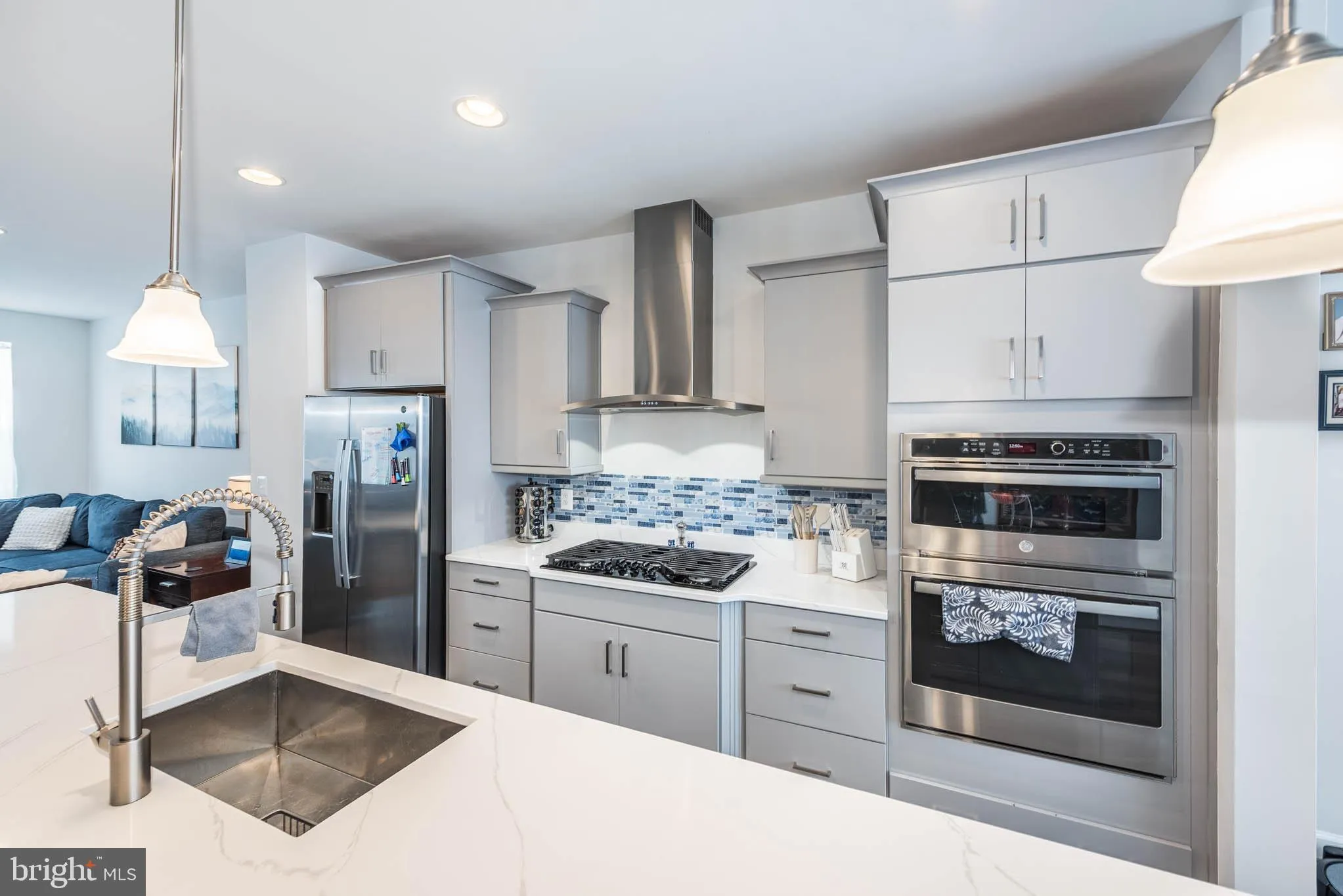 Oxon Hill, Maryland 20745, United States, 4 Bedrooms Bedrooms, ,5 BathroomsBathrooms,Residential,Active,150165