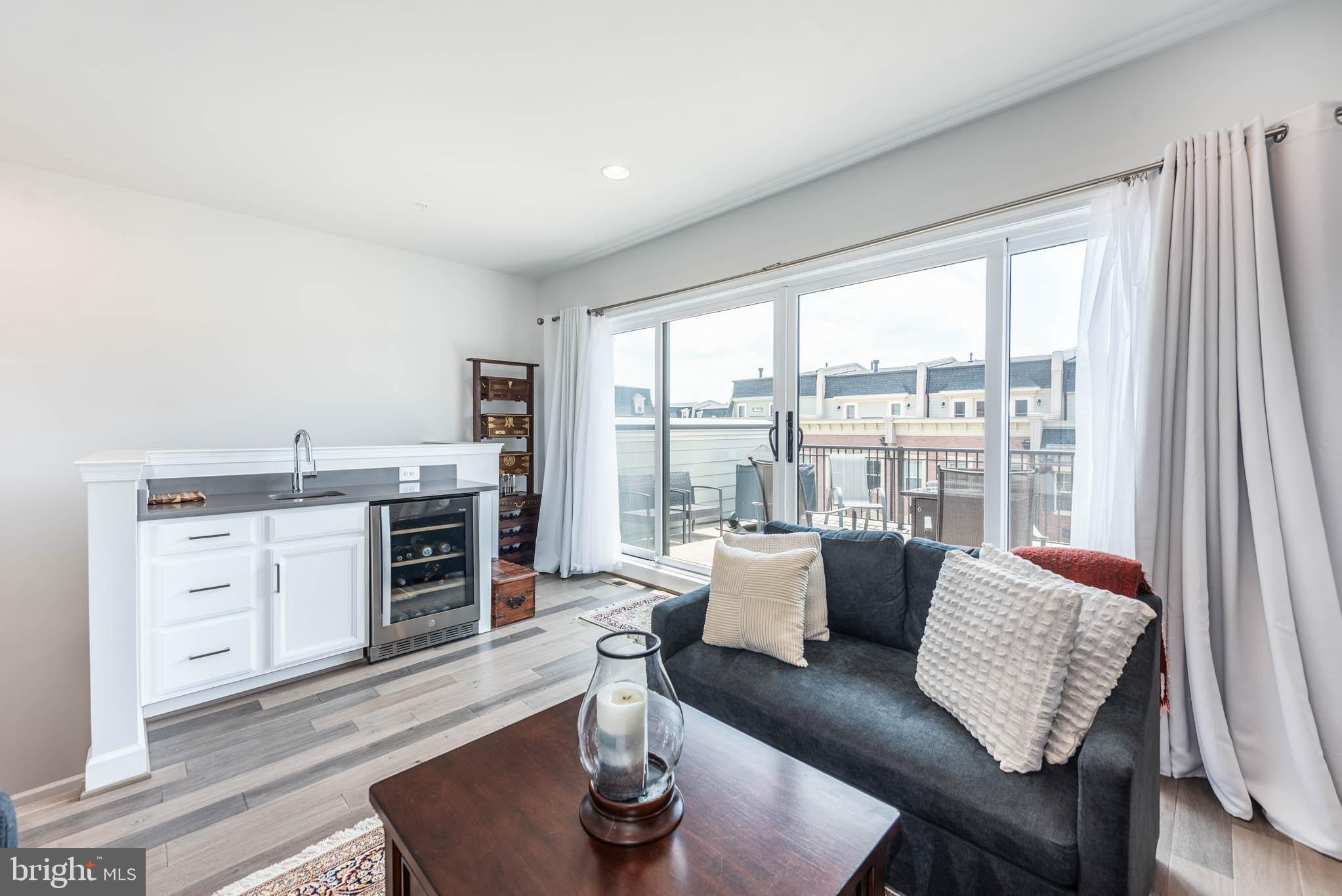 POTOMAC OVERLOOK AT NATIONAL HARBOR - Residential