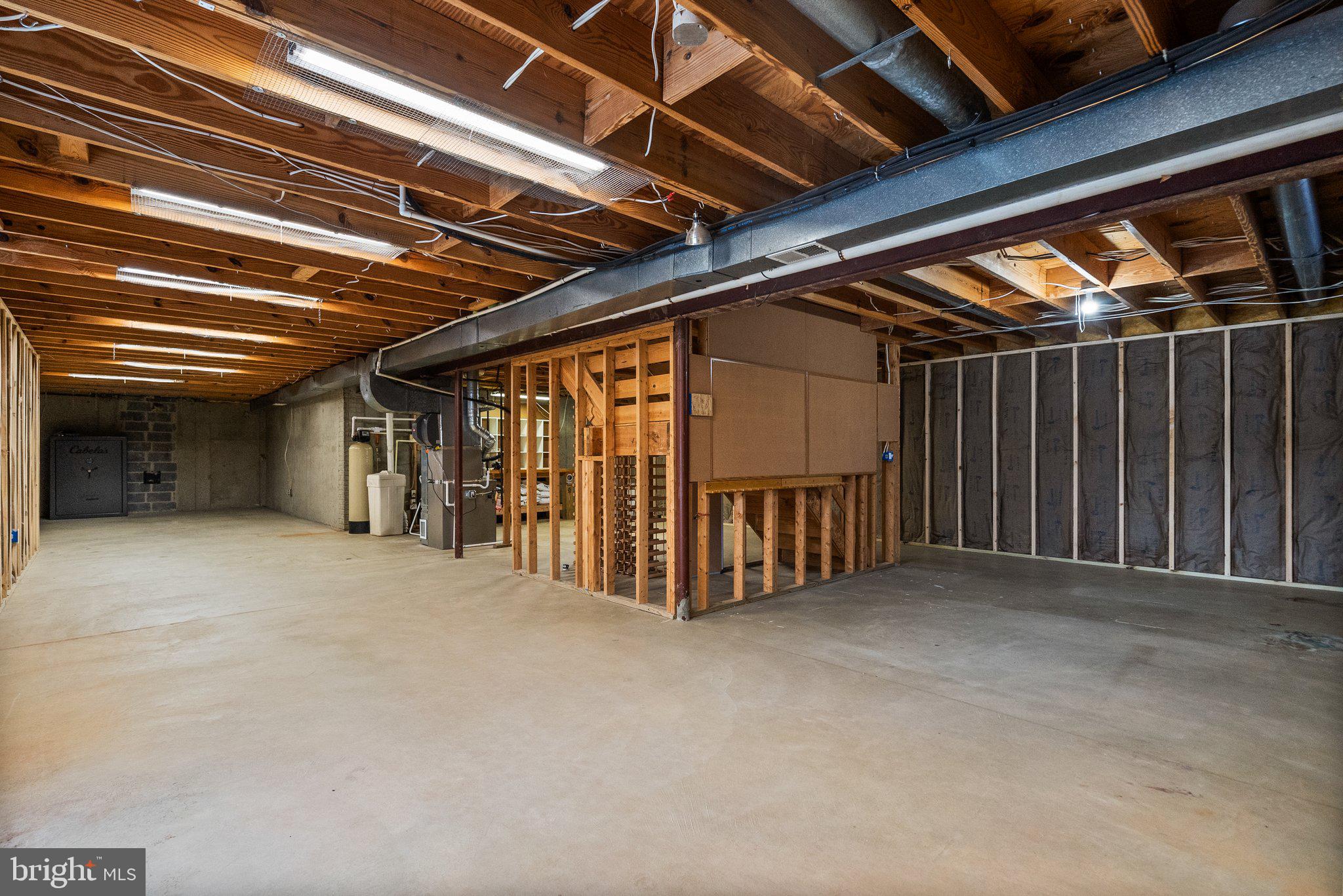 OVERLOOK HILLS - Residential