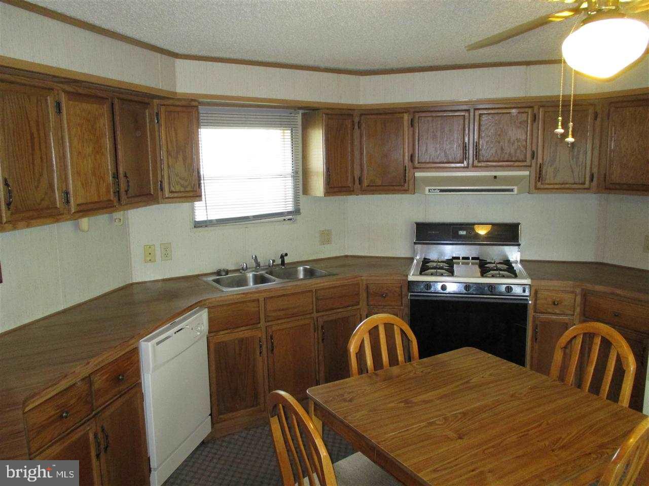 OAKWOOD HEIGHTS - Residential