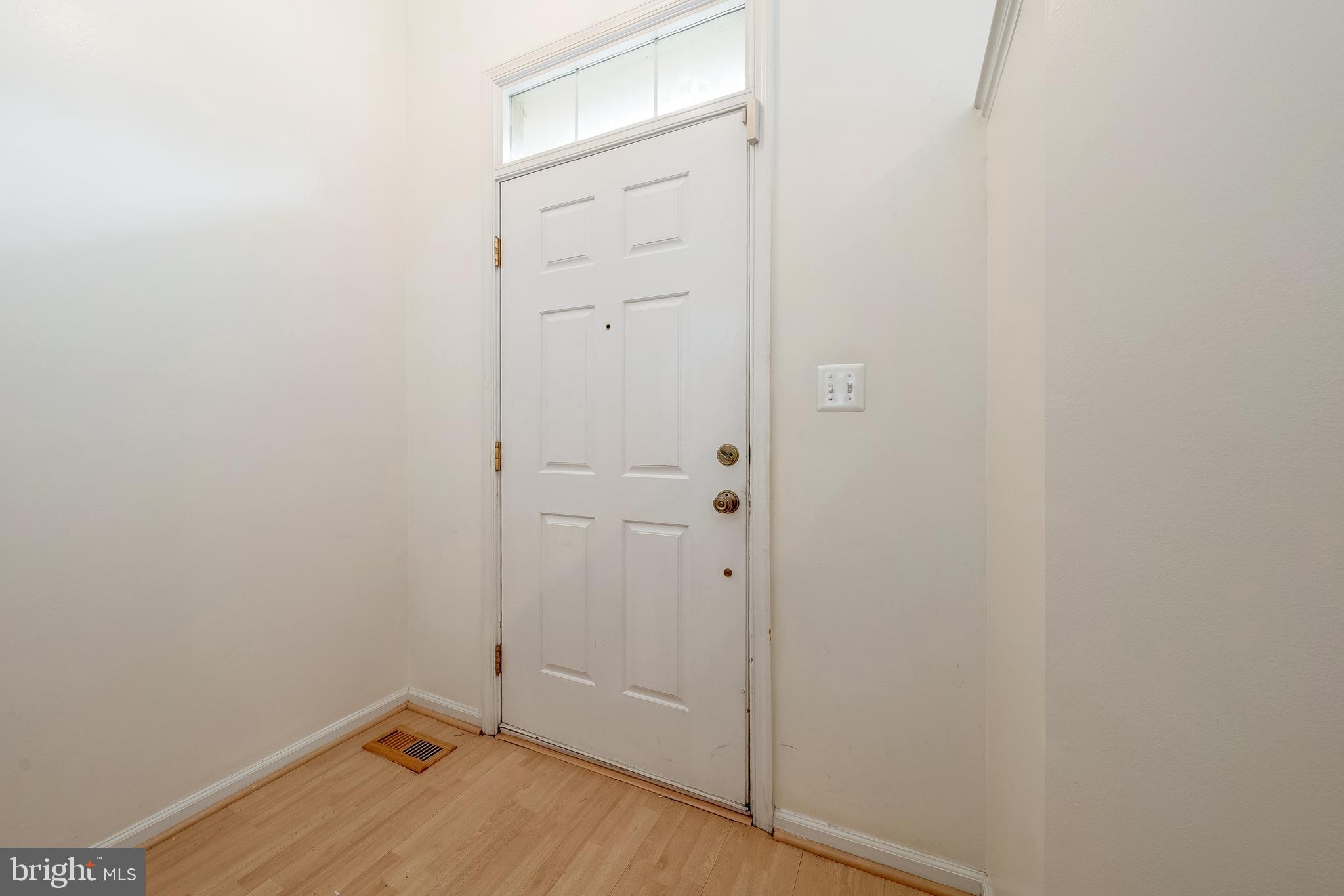 RESTON - Residential Lease