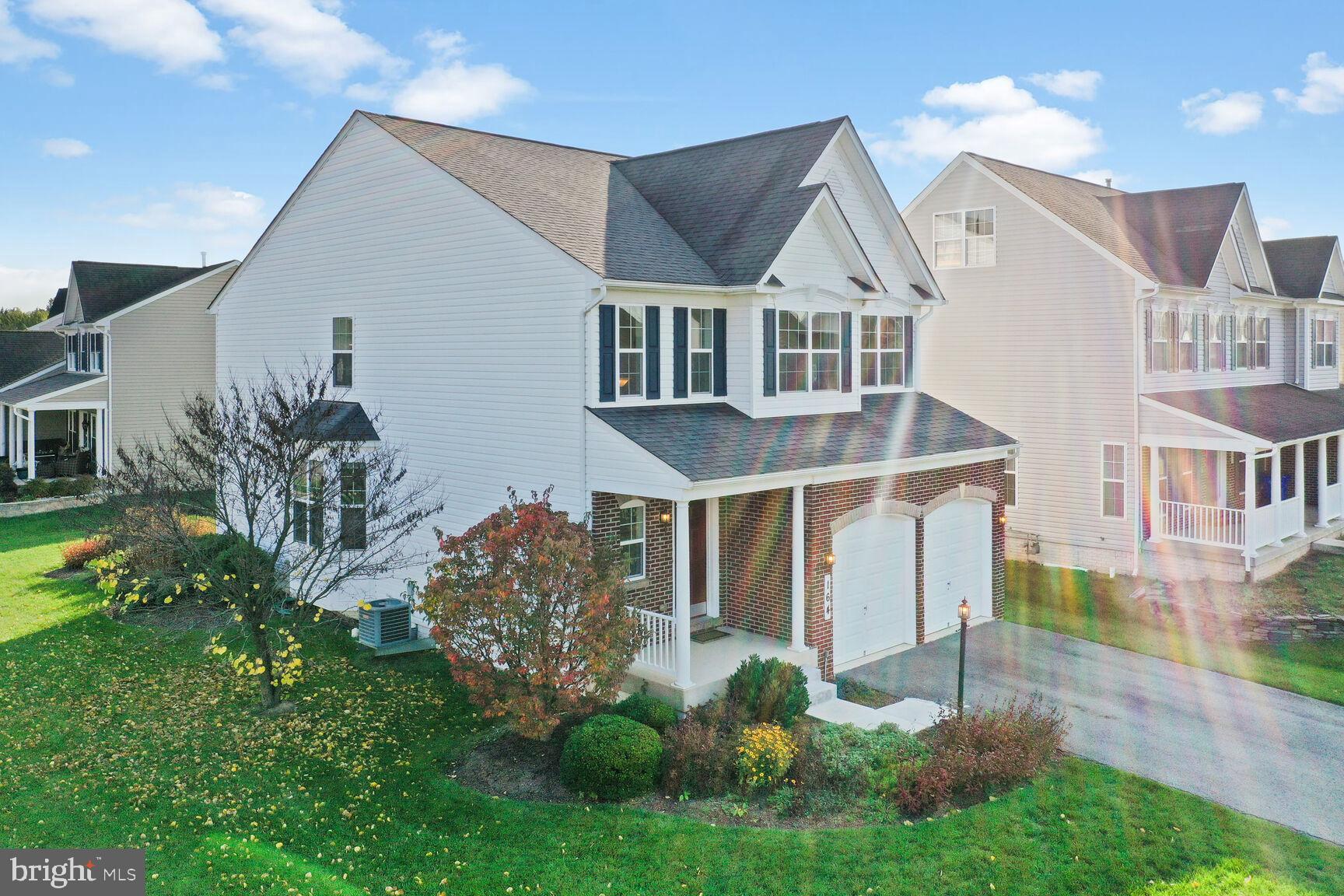 SUN MEADOW - Residential