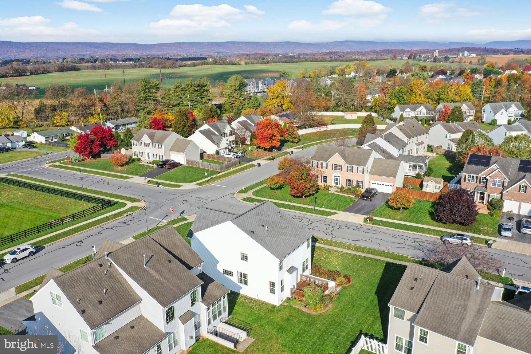 SUN MEADOW - Residential