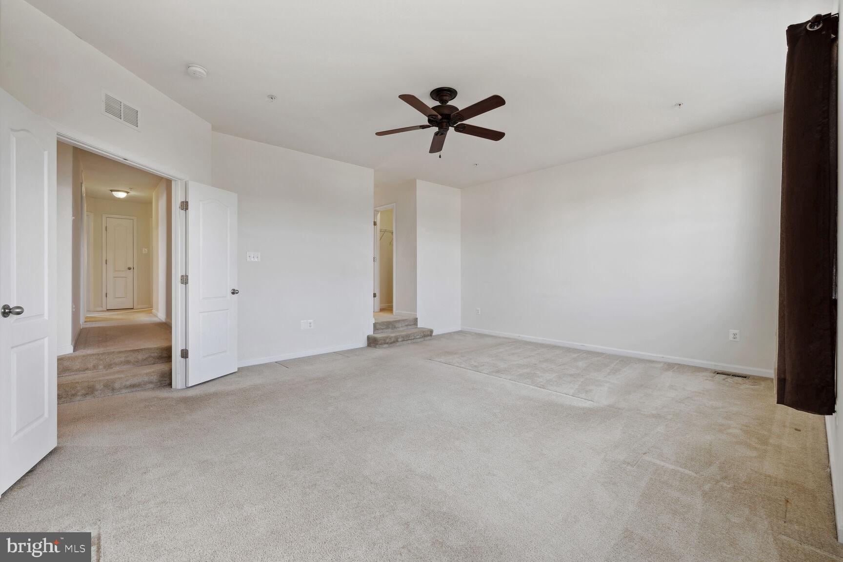 SUN MEADOW - Residential