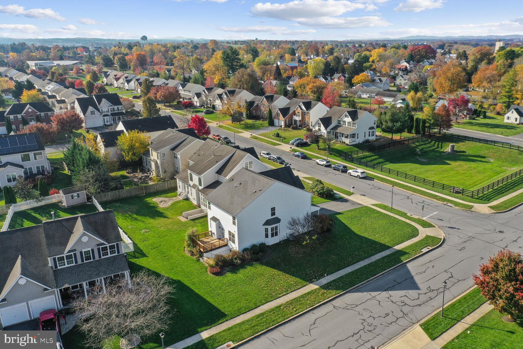 SUN MEADOW - Residential