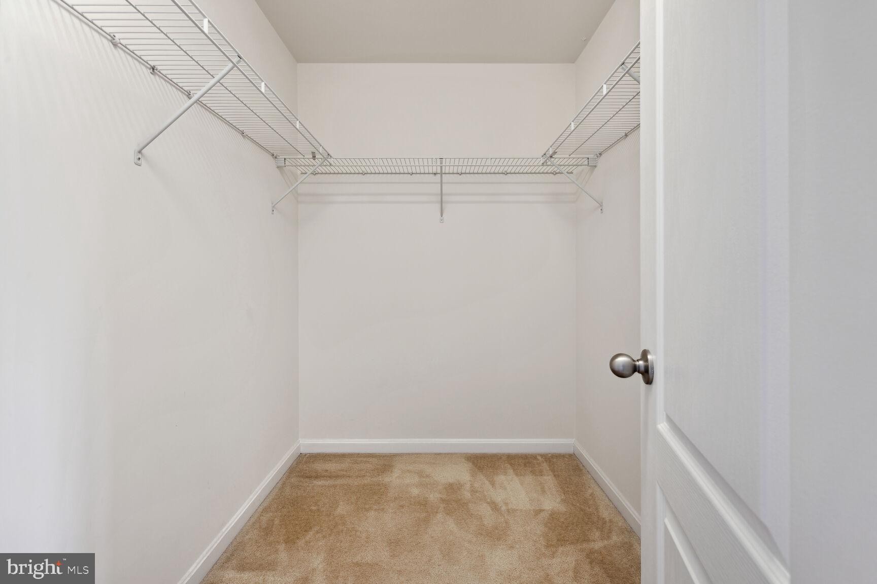 SUN MEADOW - Residential