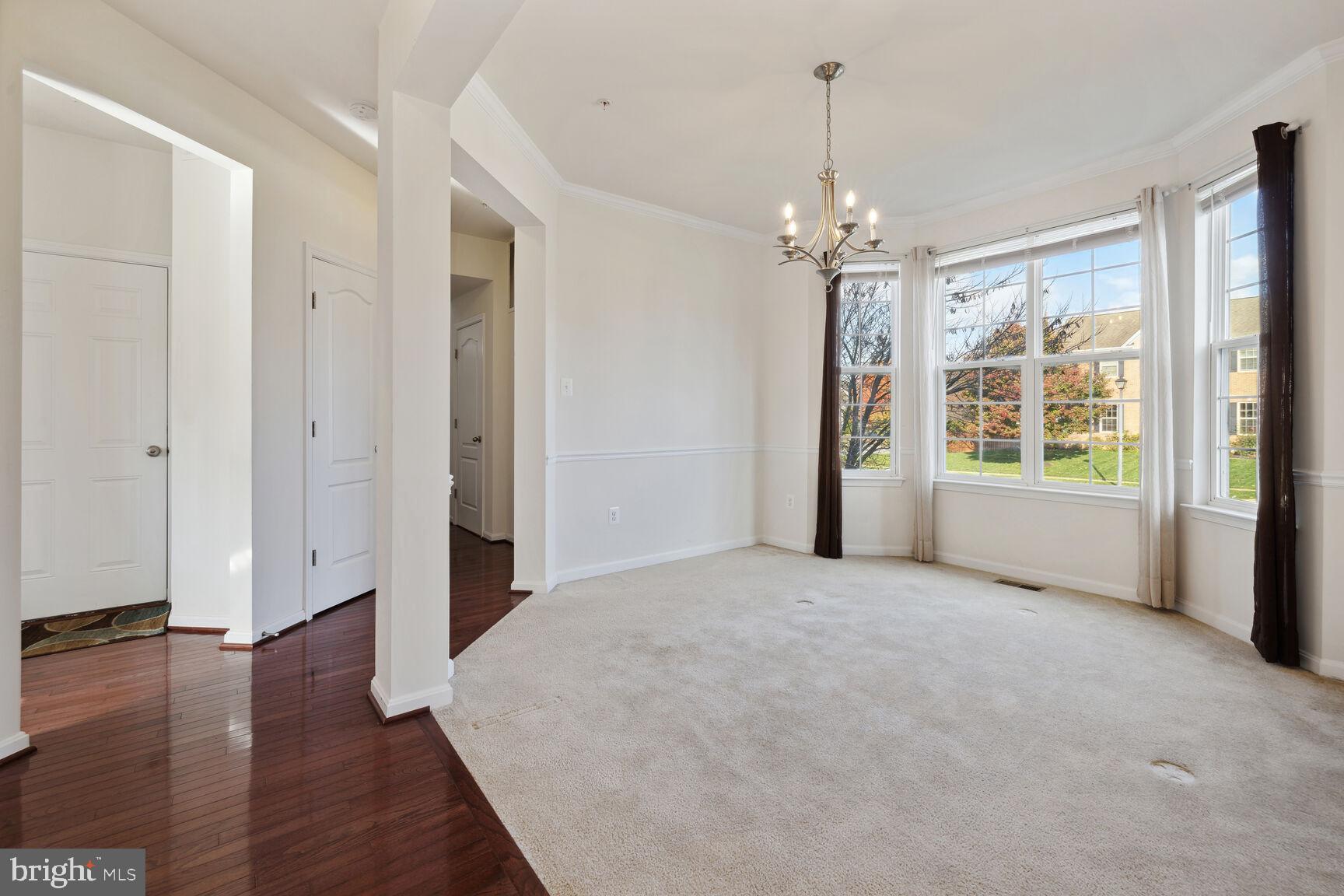 SUN MEADOW - Residential