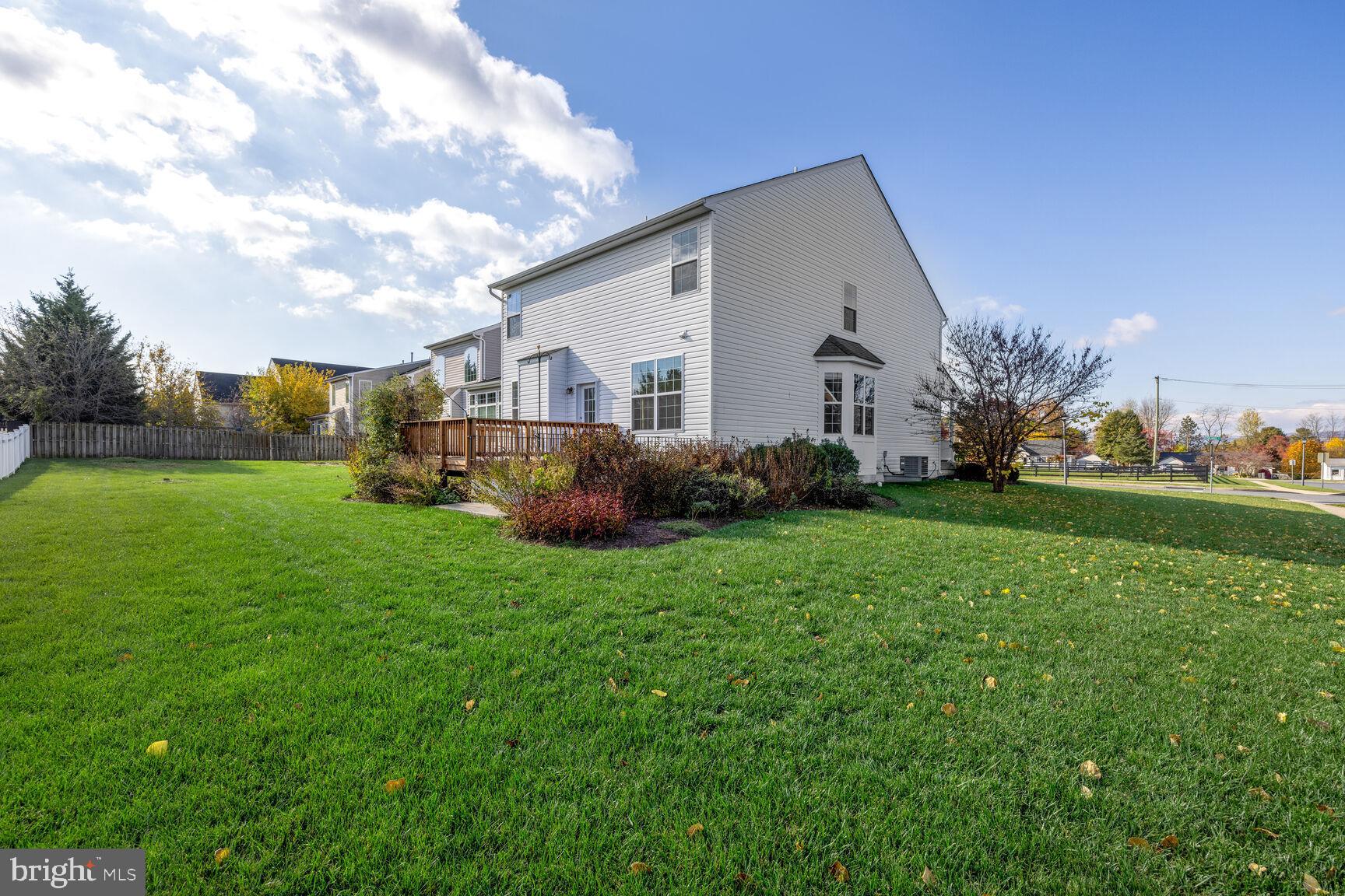 SUN MEADOW - Residential