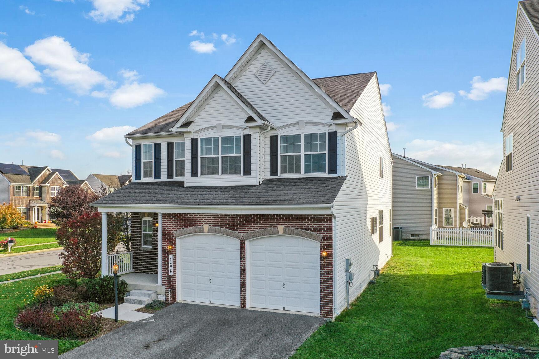 SUN MEADOW - Residential