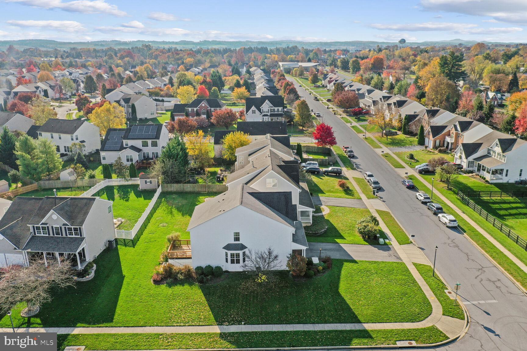 SUN MEADOW - Residential