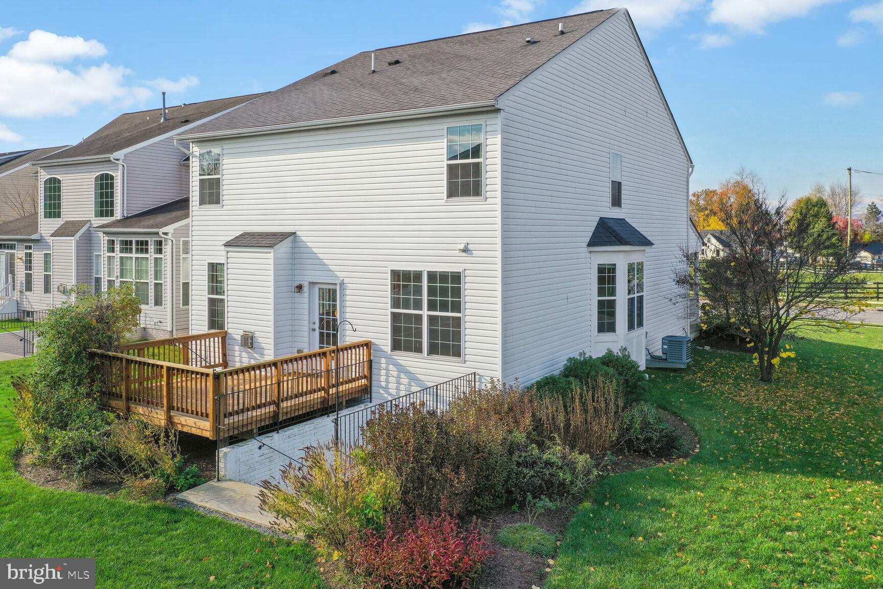 SUN MEADOW - Residential