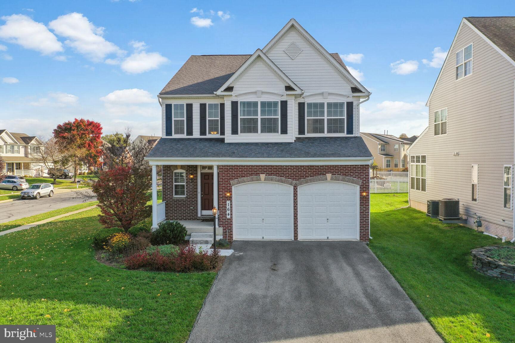 SUN MEADOW - Residential