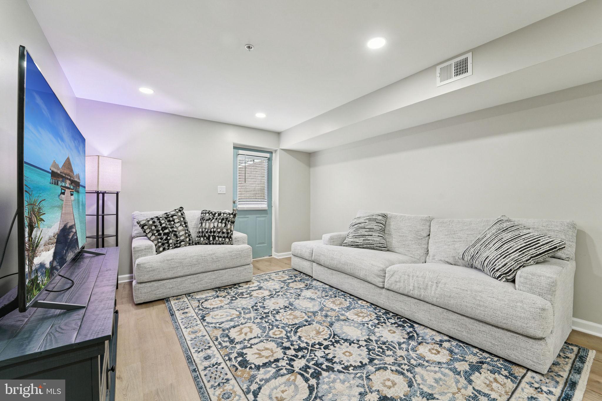 BRUNSWICK CROSSING - Residential