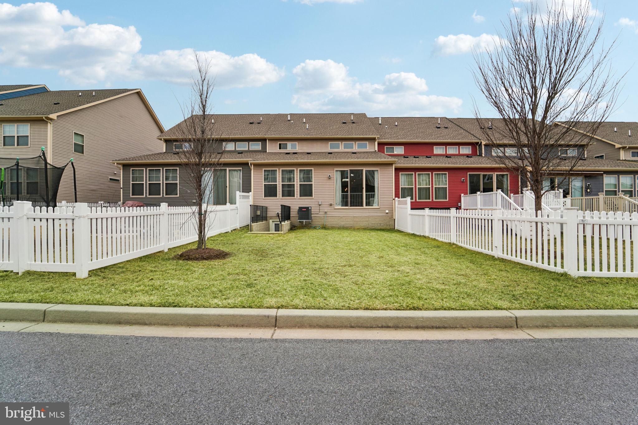 BRUNSWICK CROSSING - Residential