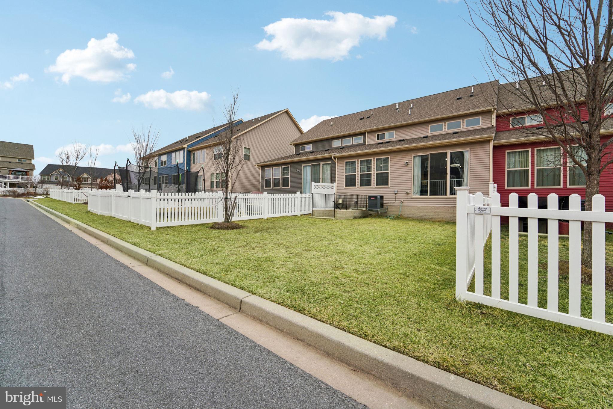 BRUNSWICK CROSSING - Residential