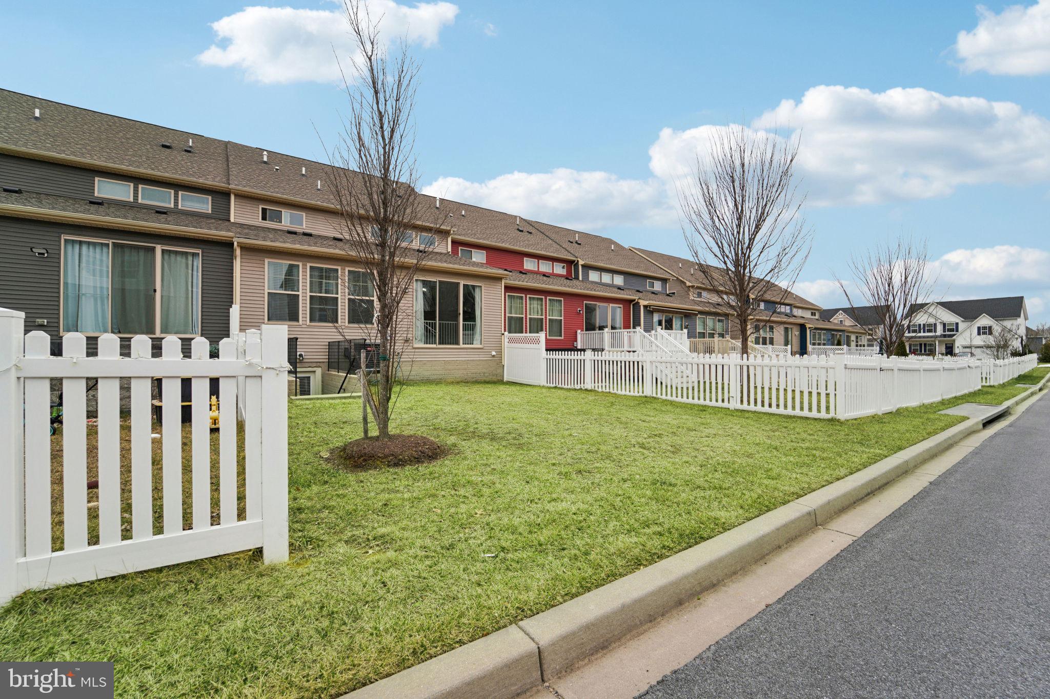 BRUNSWICK CROSSING - Residential